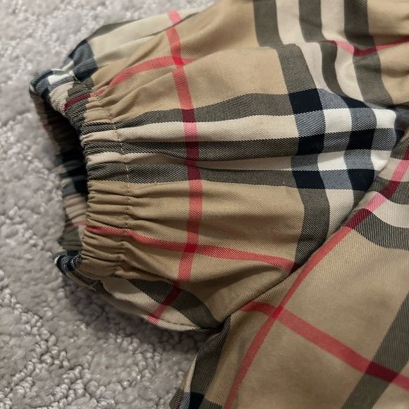 Burberry Plaid Short Sleeve Dress size 2Y - Picture 4 of 5